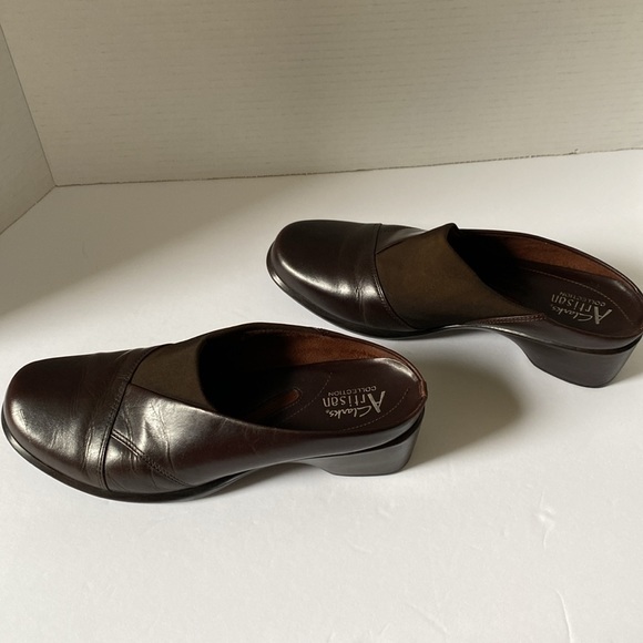 Clarks Artisan Collection Brown Leather Loafers Women Size 7M - Picture 3 of 7